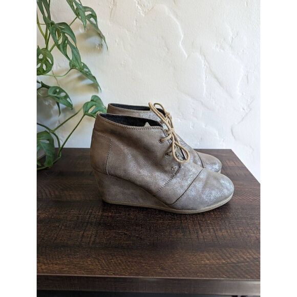 Toms Desert Wedge Gunmetal Metallic Lace-up Booties - Size 8 - Picture 1 of 8